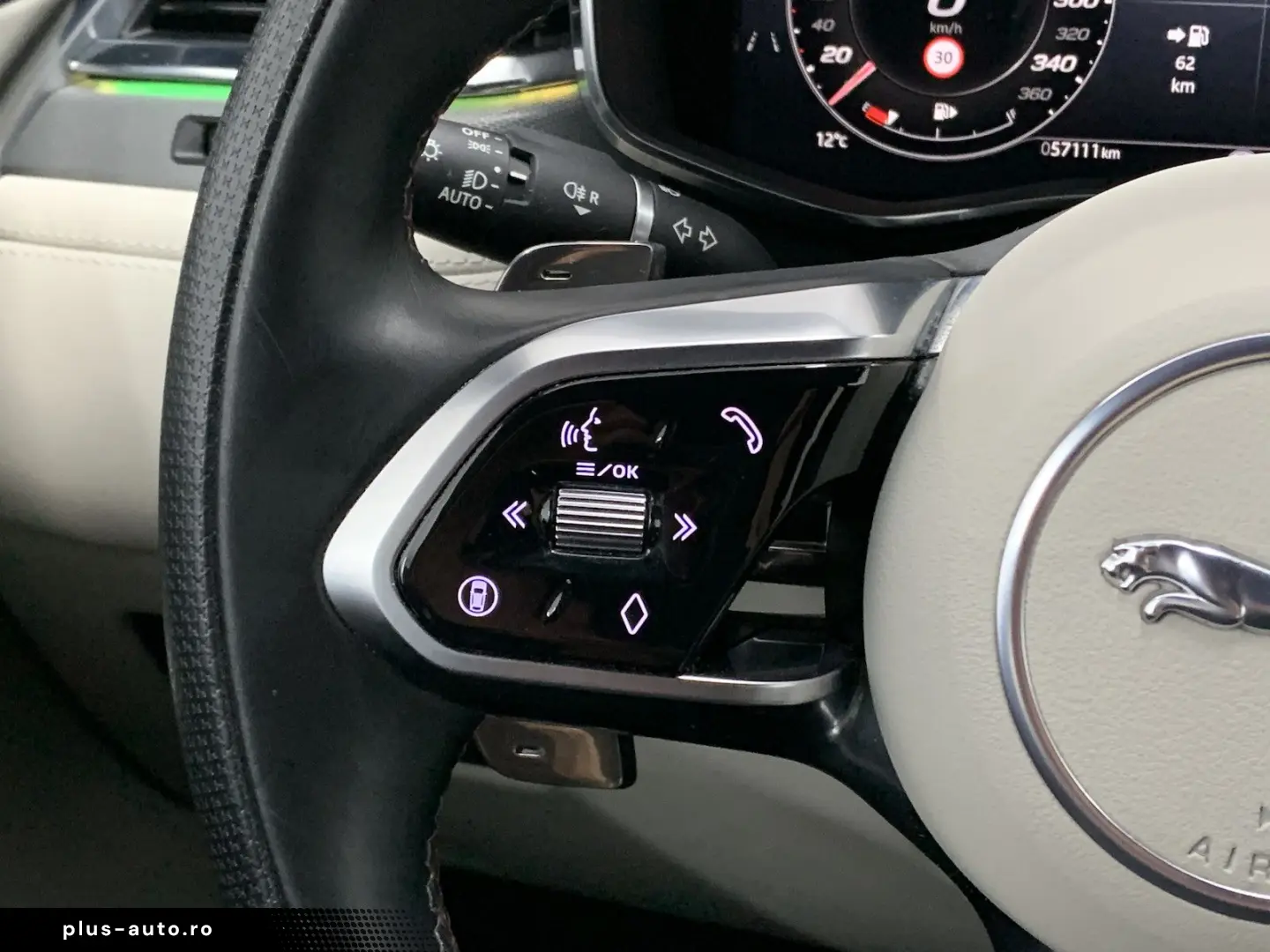 JAGUAR F-Pace SVR SVR P575 Edition 1988   394