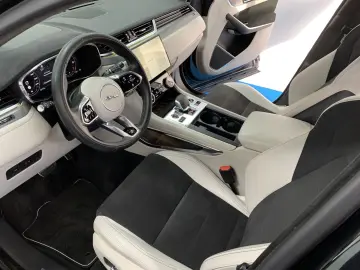 JAGUAR F-Pace SVR SVR P575 Edition 1988   394