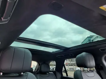 LAND ROVER Range Rover Sport P440e Dynamic HSE Pano Standhz