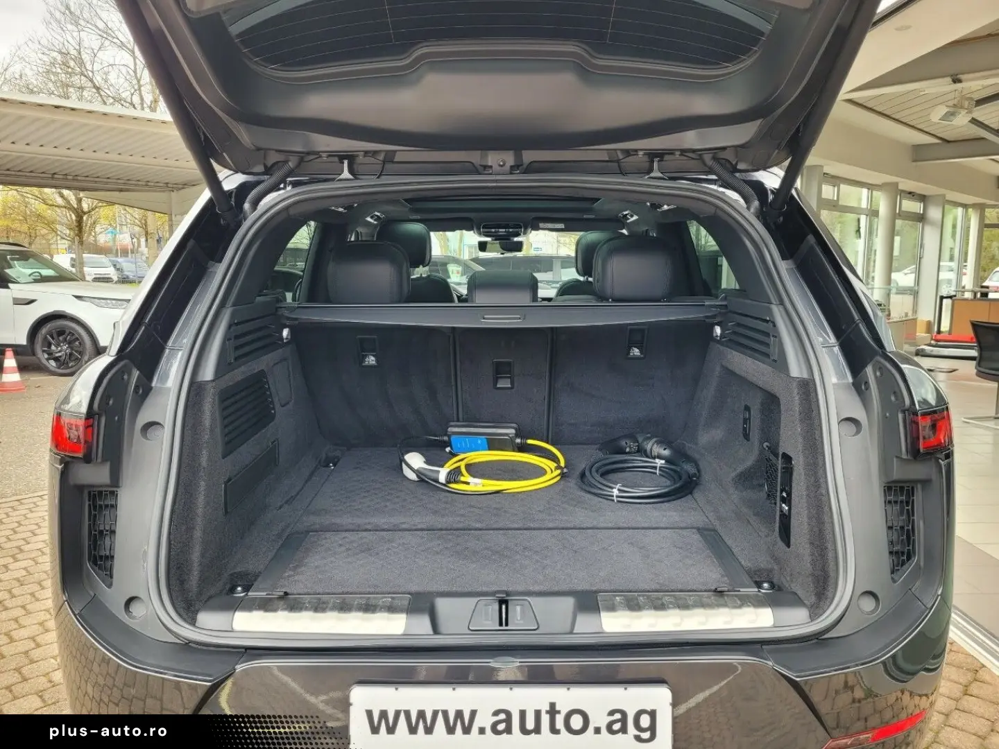 LAND ROVER Range Rover Sport P440e Dynamic HSE Pano Standhz