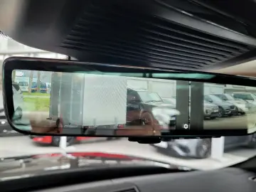 LAND ROVER Range Rover Sport P440e Dynamic HSE Pano Standhz