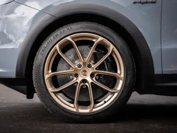 PORSCHE Cayenne Coupe Turbo E-Hybrid GT-Paket 8xAlu