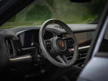 PORSCHE Cayenne Coupe Turbo E-Hybrid GT-Paket 8xAlu