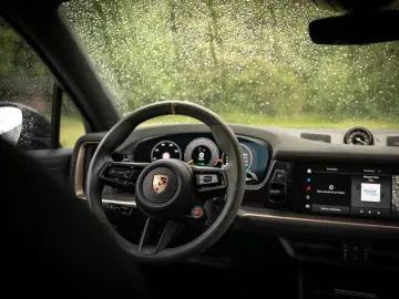 PORSCHE Cayenne Coupe Turbo E-Hybrid GT-Paket 8xAlu