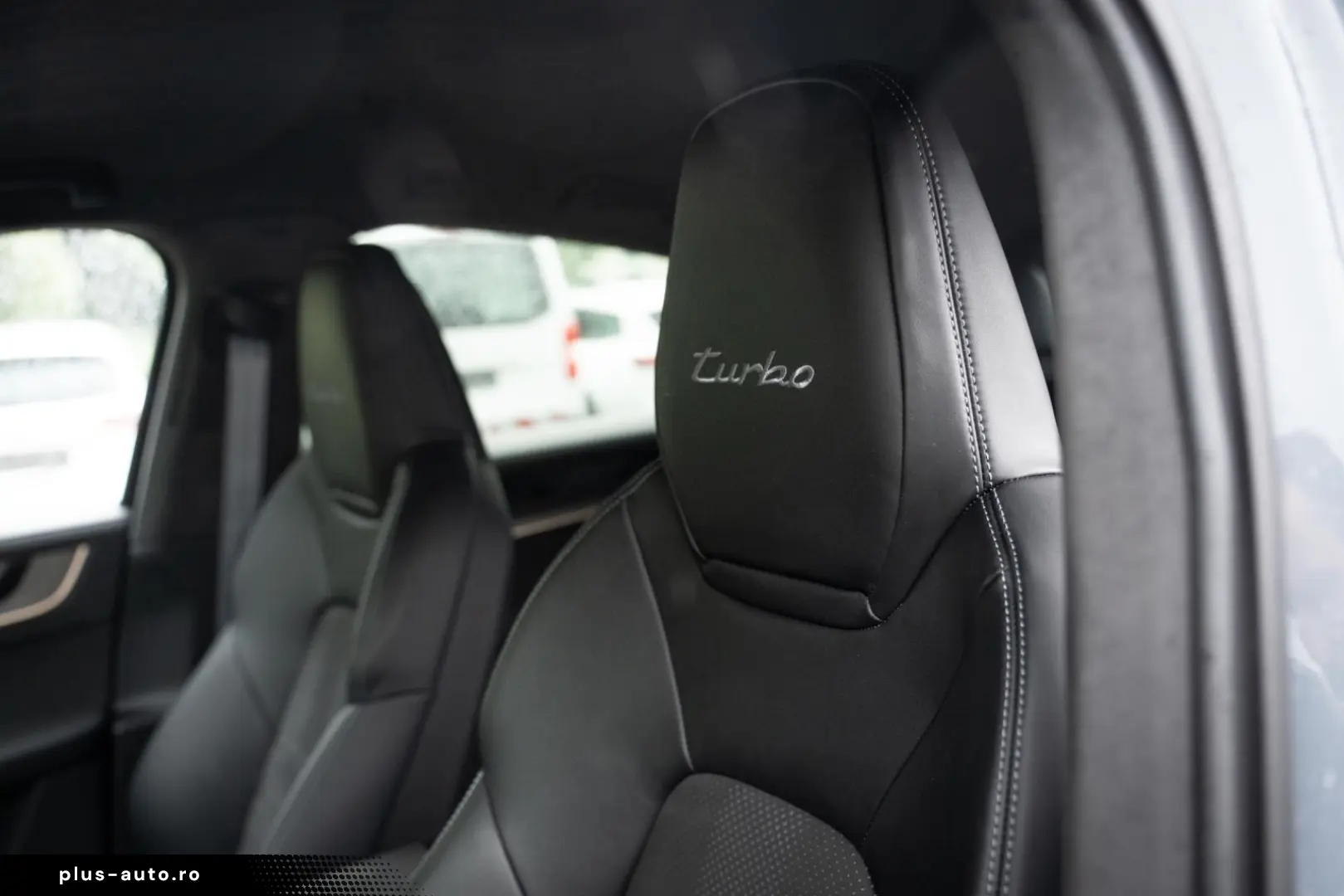 PORSCHE Cayenne Coupe Turbo E-Hybrid GT-Paket 8xAlu