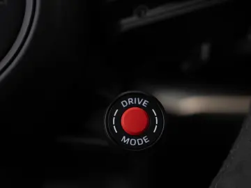 PORSCHE Cayenne Coupe Turbo E-Hybrid GT-Paket 8xAlu