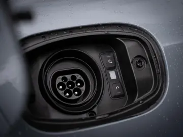 PORSCHE Cayenne Coupe Turbo E-Hybrid GT-Paket 8xAlu