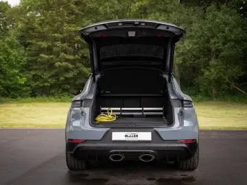 PORSCHE Cayenne Coupe Turbo E-Hybrid GT-Paket 8xAlu