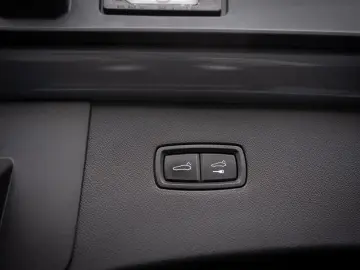 PORSCHE Cayenne Coupe Turbo E-Hybrid GT-Paket 8xAlu