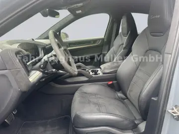 PORSCHE Cayenne Coupe Turbo E-Hybrid GT-Paket 8xAlu