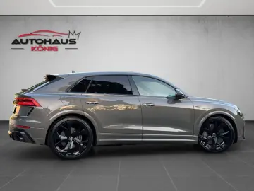 AUDI RSQ8 INDIV EXCLSV VOLL CARBON 360 B&O PANO 23