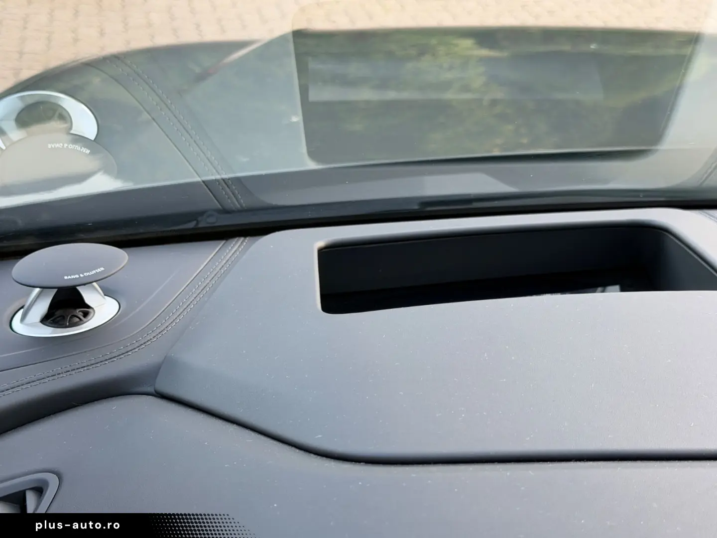 AUDI RSQ8 INDIV EXCLSV VOLL CARBON 360 B&O PANO 23