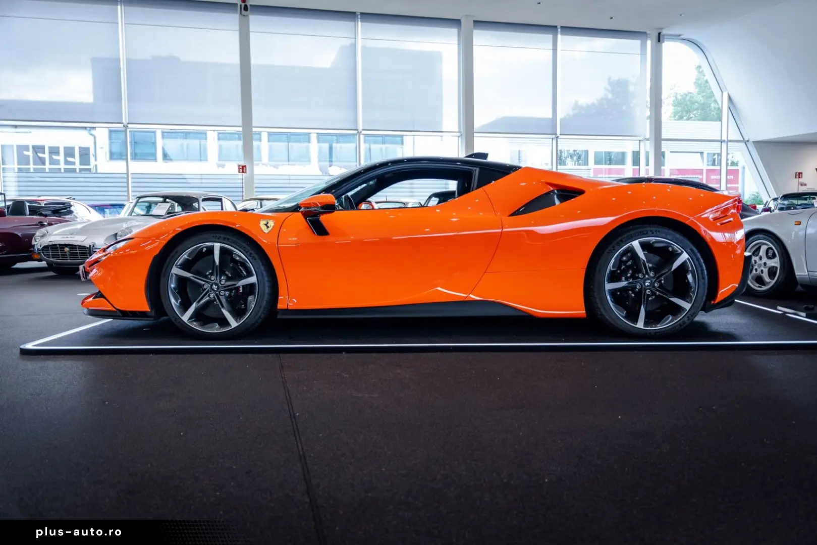 FERRARI SF90 Stradale Lift JBL Carbon Passenger-Display