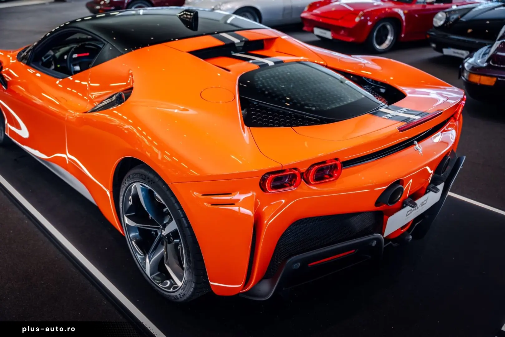 FERRARI SF90 Stradale Lift JBL Carbon Passenger-Display