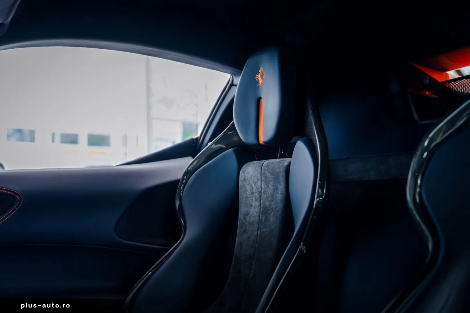 FERRARI SF90 Stradale Lift JBL Carbon Passenger-Display