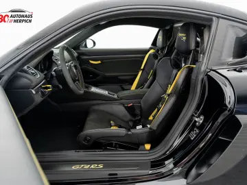 PORSCHE Cayman GT4RS Clubsport Weissach LED Chrono BOSE
