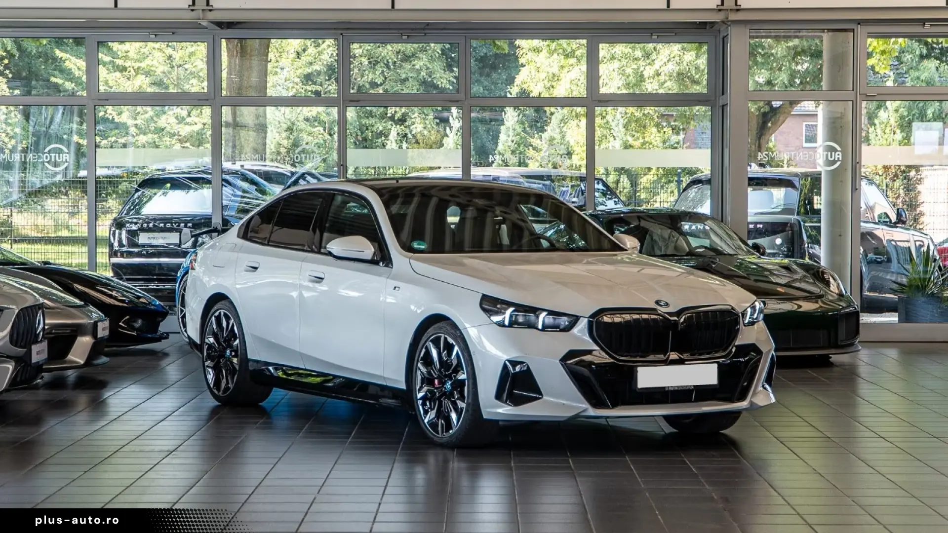BMW 550e xDrive M Sport PRO Carbon Inno   Finanțare Leasing