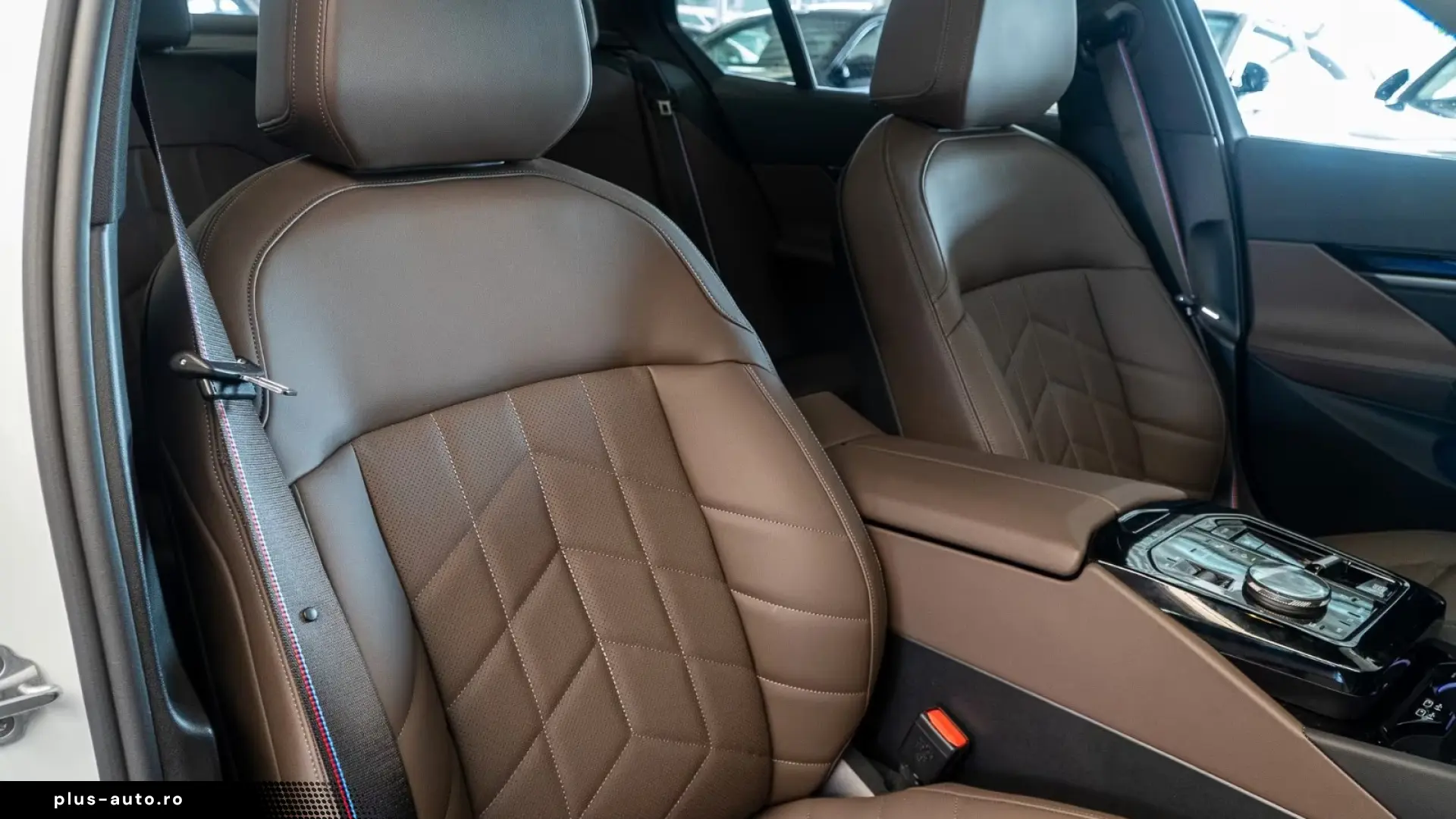 BMW 550e xDrive M Sport PRO Carbon Inno   Finanțare Leasing