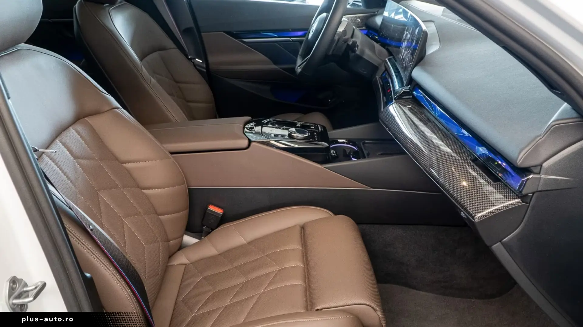BMW 550e xDrive M Sport PRO Carbon Inno   Finanțare Leasing