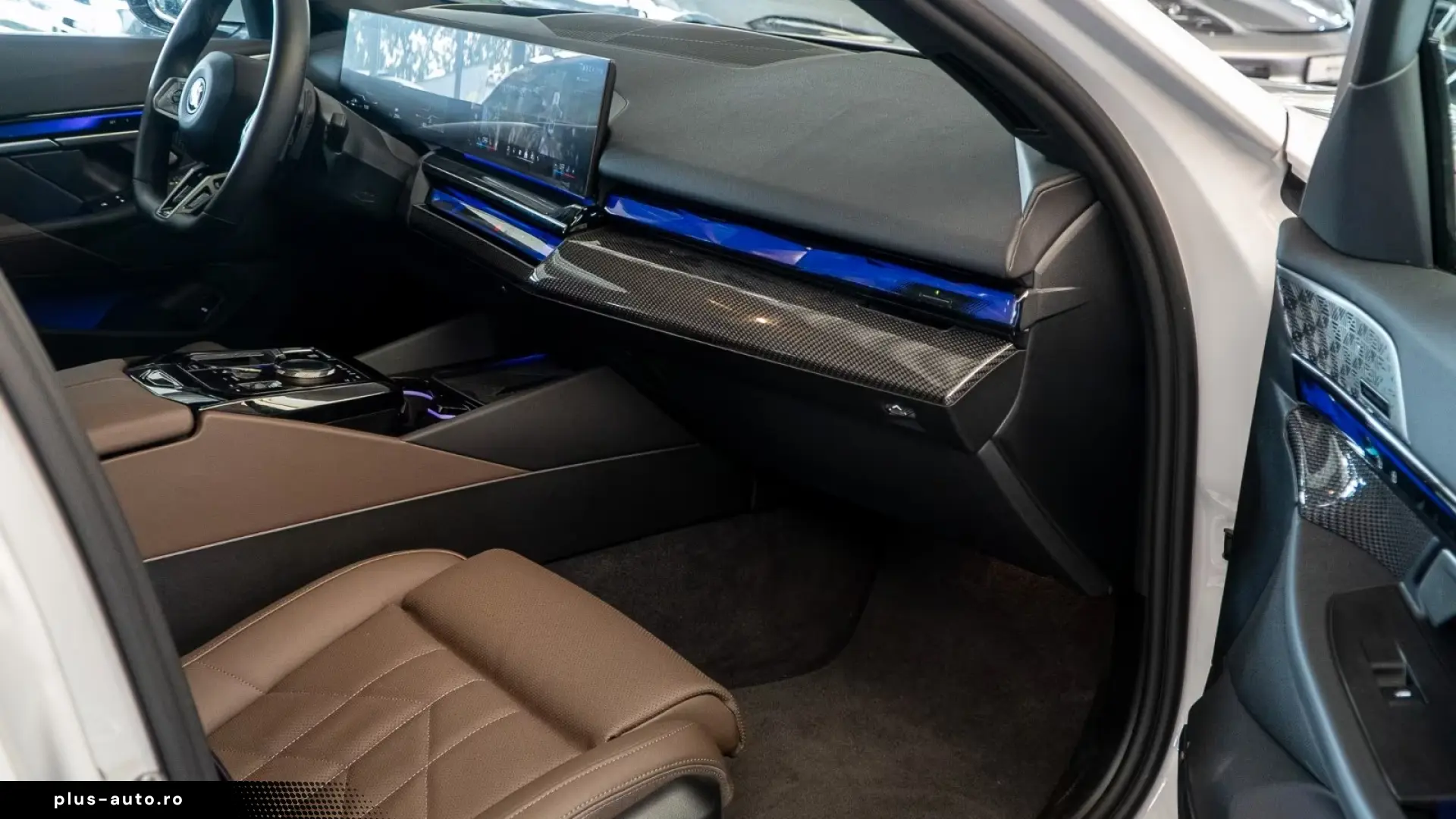 BMW 550e xDrive M Sport PRO Carbon Inno   Finanțare Leasing
