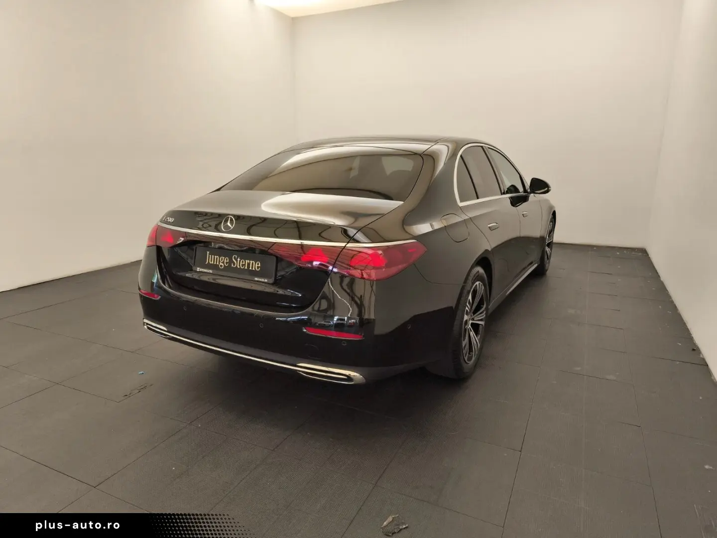 MERCEDES-BENZ E 200 AVANTGARDE Advanced Dstro Ambiente
