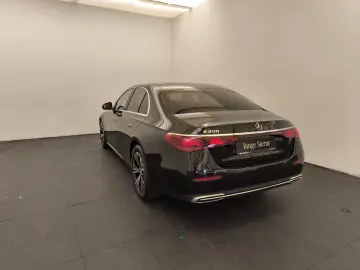 MERCEDES-BENZ E 200 AVANTGARDE Advanced Dstro Ambiente