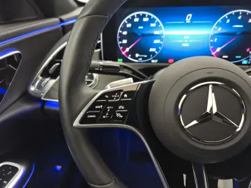 MERCEDES-BENZ E 200 AVANTGARDE Advanced Dstro Ambiente