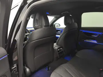 MERCEDES-BENZ E 200 AVANTGARDE Advanced Dstro Ambiente