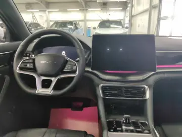 BYD SEAL U DM-i 18.3 kWh FWD Boost 360  ACC Navi LED