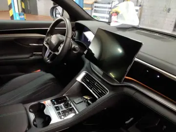 BYD SEAL U DM-i 18.3 kWh FWD Boost 360  ACC Navi LED