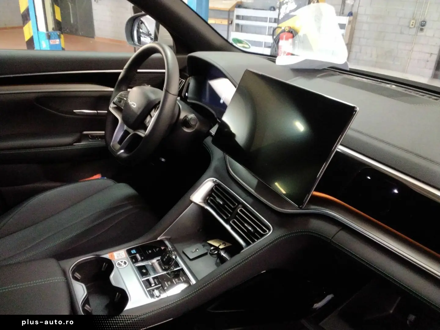 BYD SEAL U DM-i 18.3 kWh FWD Boost 360  ACC Navi LED