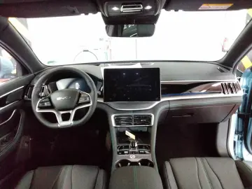 BYD SEAL U DM-i 18.3 kWh FWD Boost 360  ACC Navi LED