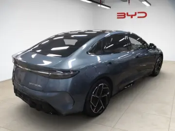 BYD SEAL Design