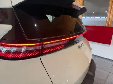 BYD Dolphin Surf Boost 43kWh KAMERA CARPLAY NAVI ALU