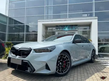 BMW M5 Carbon B&W M Professional   Finanțare Leasing