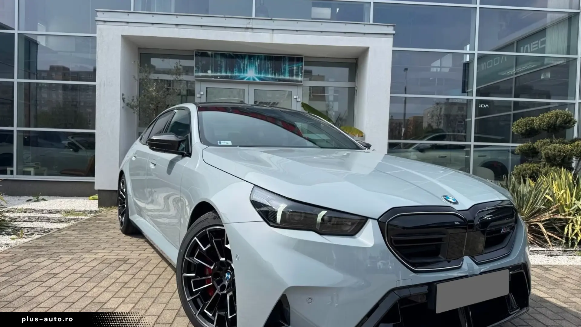 BMW M5 Carbon B&W M Professional   Finanțare Leasing