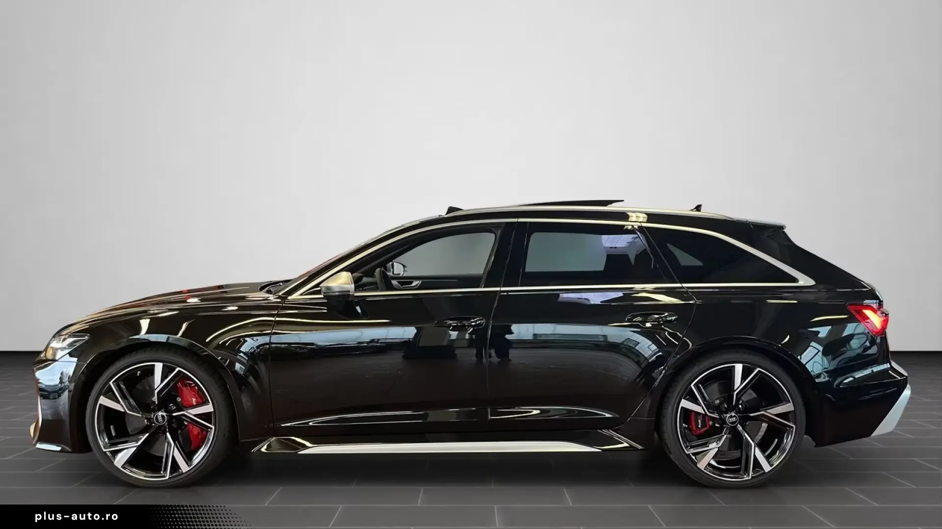 Audi RS6 Avant 441(600) kW(PS) tiptronic HD Matrix