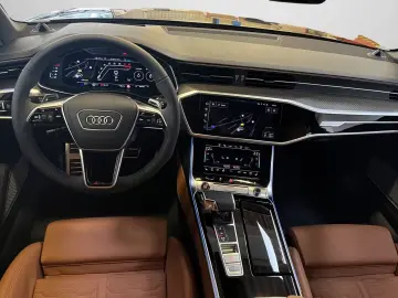 Audi RS6 Avant 441(600) kW(PS) tiptronic HD Matrix