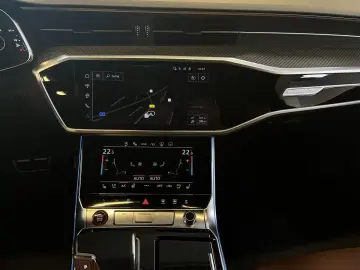 Audi RS6 Avant 441(600) kW(PS) tiptronic HD Matrix
