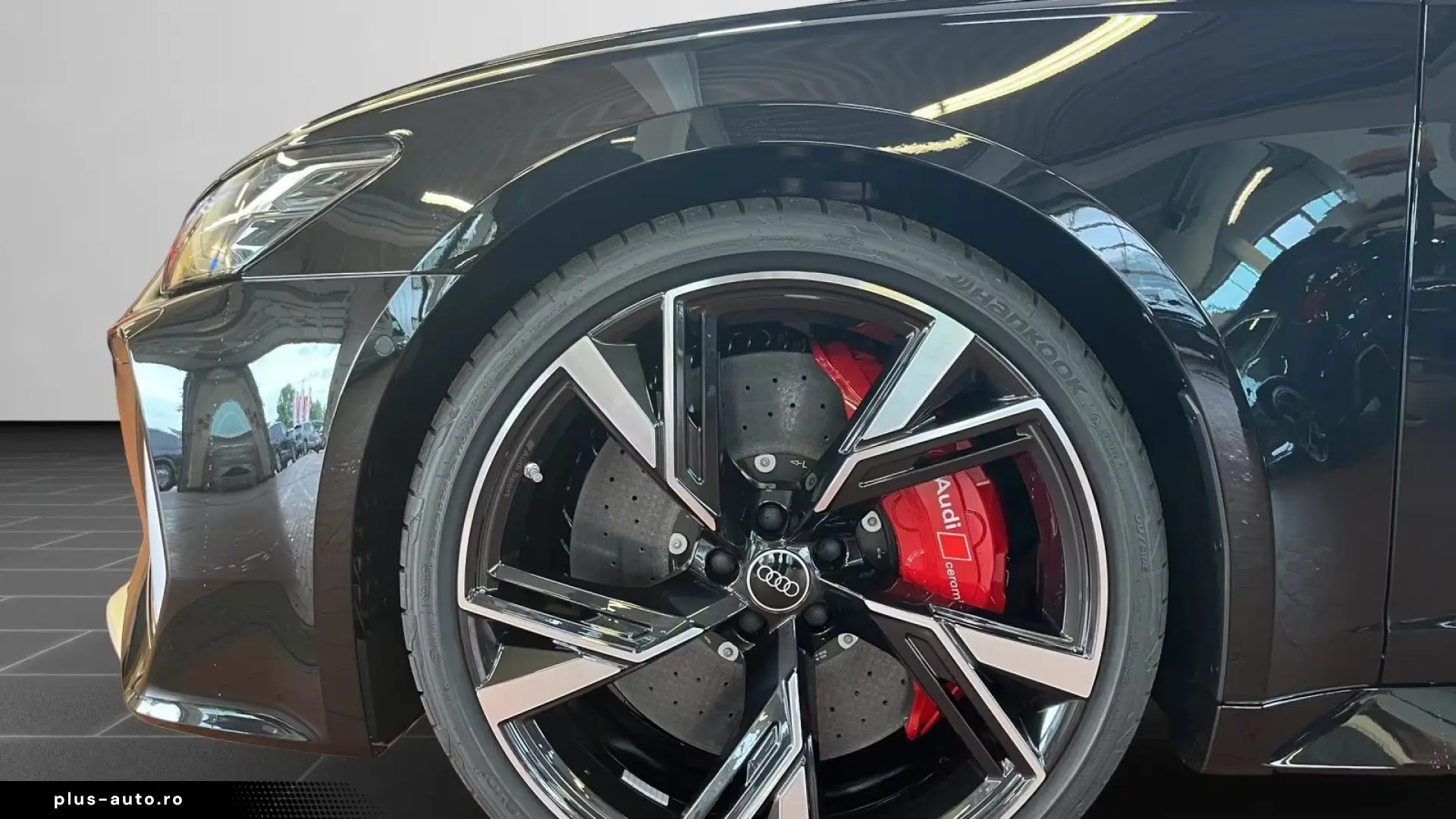 Audi RS6 Avant 441(600) kW(PS) tiptronic HD Matrix
