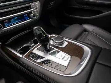 BMW Seria 7 745Le xDrive AT PHEV