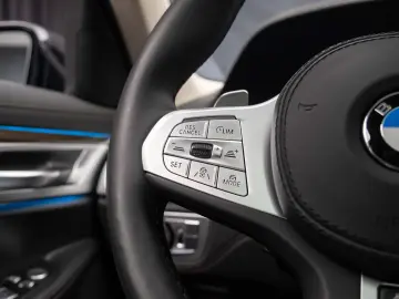 BMW Seria 7 745Le xDrive AT PHEV