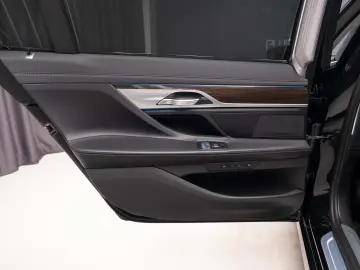 BMW Seria 7 745Le xDrive AT PHEV