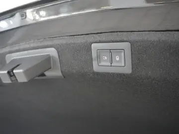 BYD SEAL RWD DESIGN 82 5 KWH NAVI LED 360  SPORT DAB
