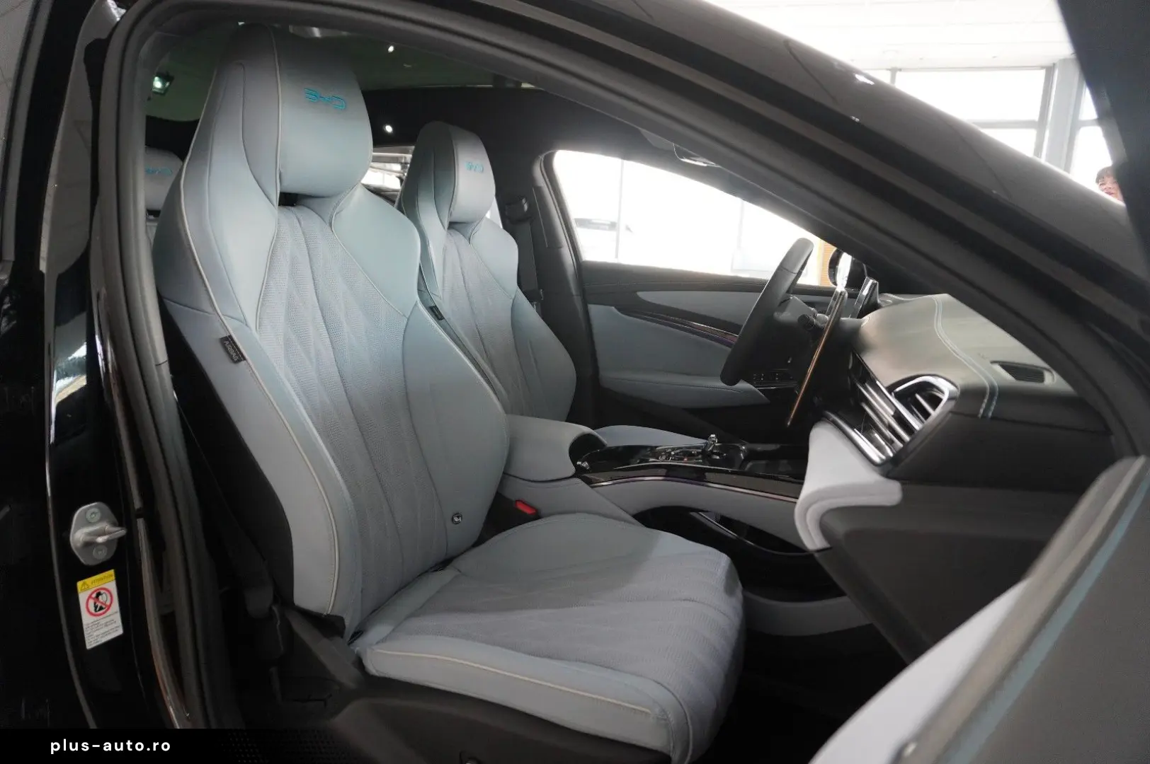 BYD SEAL RWD DESIGN 82 5 KWH NAVI LED 360  SPORT DAB