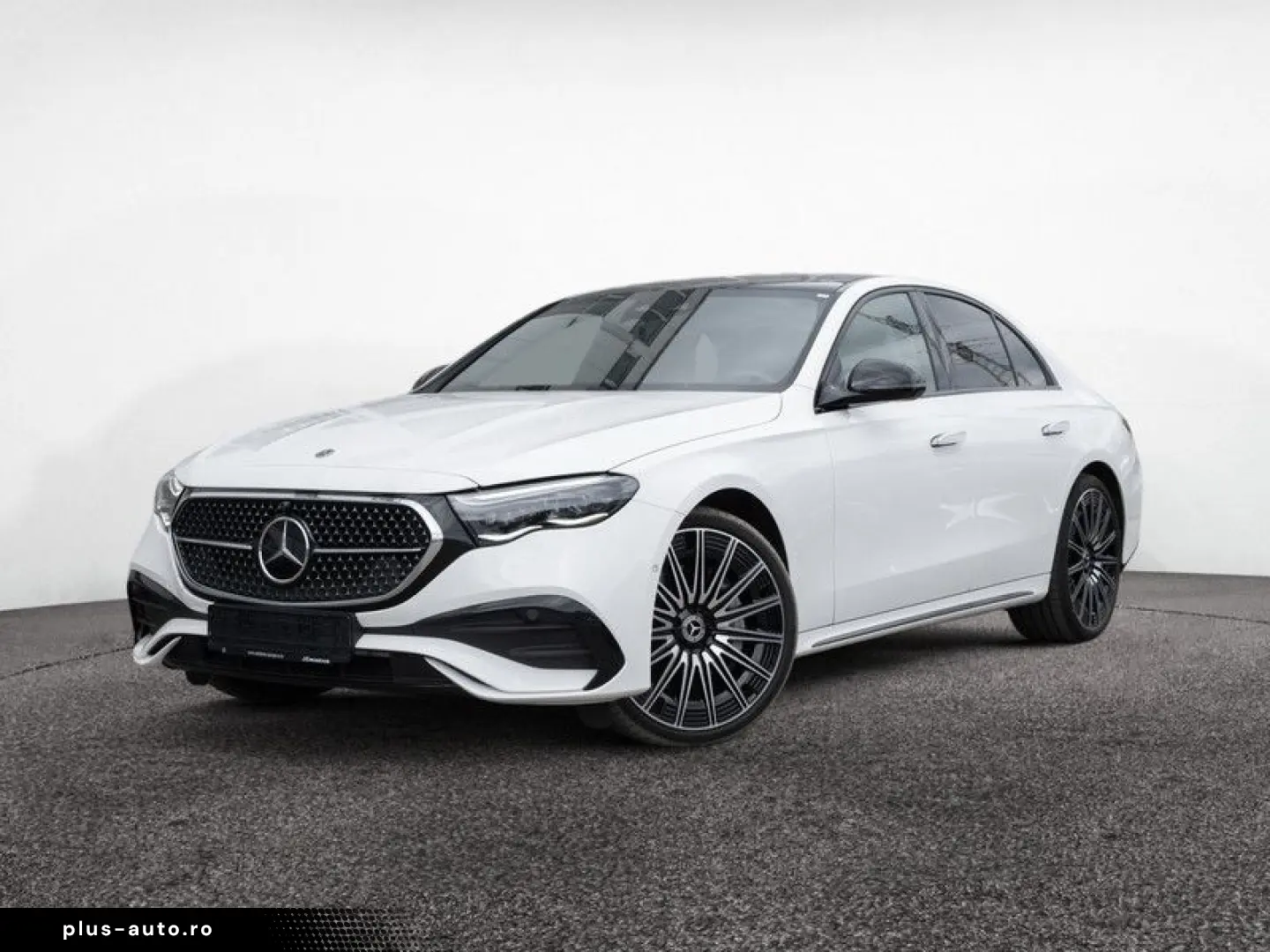 MERCEDES-BENZ E 220 d 4M AMG-Sport Super Pano Burm AHK Night