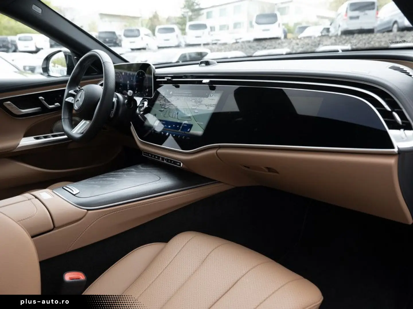 MERCEDES-BENZ E 220 d 4M AMG-Sport Super Pano Burm AHK Night