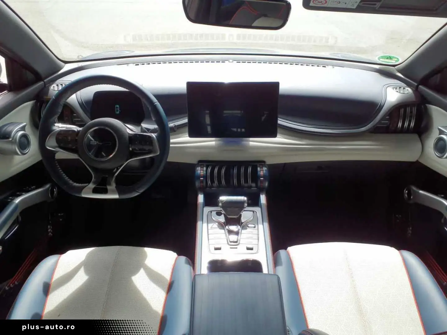 BYD ATTO 3 Comfort 62 kWh ACC WPU OBC 11kw RFK Pano