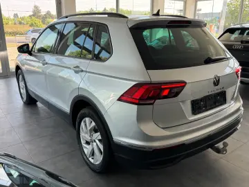 VW Tiguan 2.0TDI DSG Life 4 Motion AHK NAV LED ACC