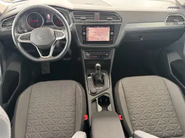 VW Tiguan 2.0TDI DSG Life 4 Motion AHK NAV LED ACC
